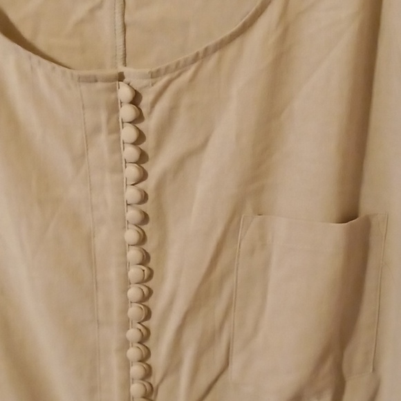 🆕 NWT Love 8 100% cotton khaki top - Picture 2 of 7